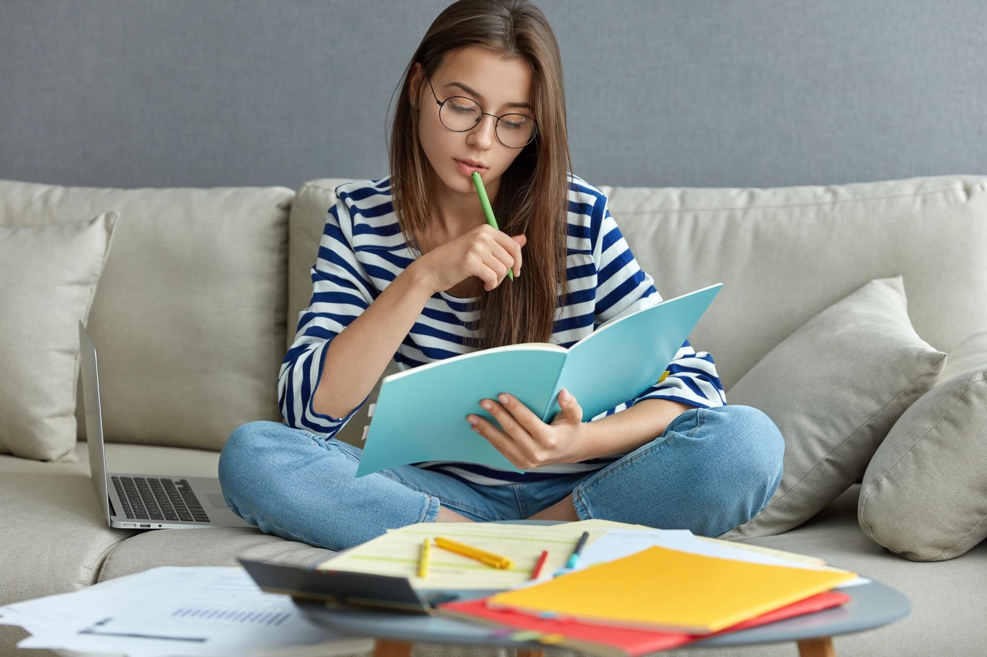 Como criar uma rotina de estudos? Confira dicas